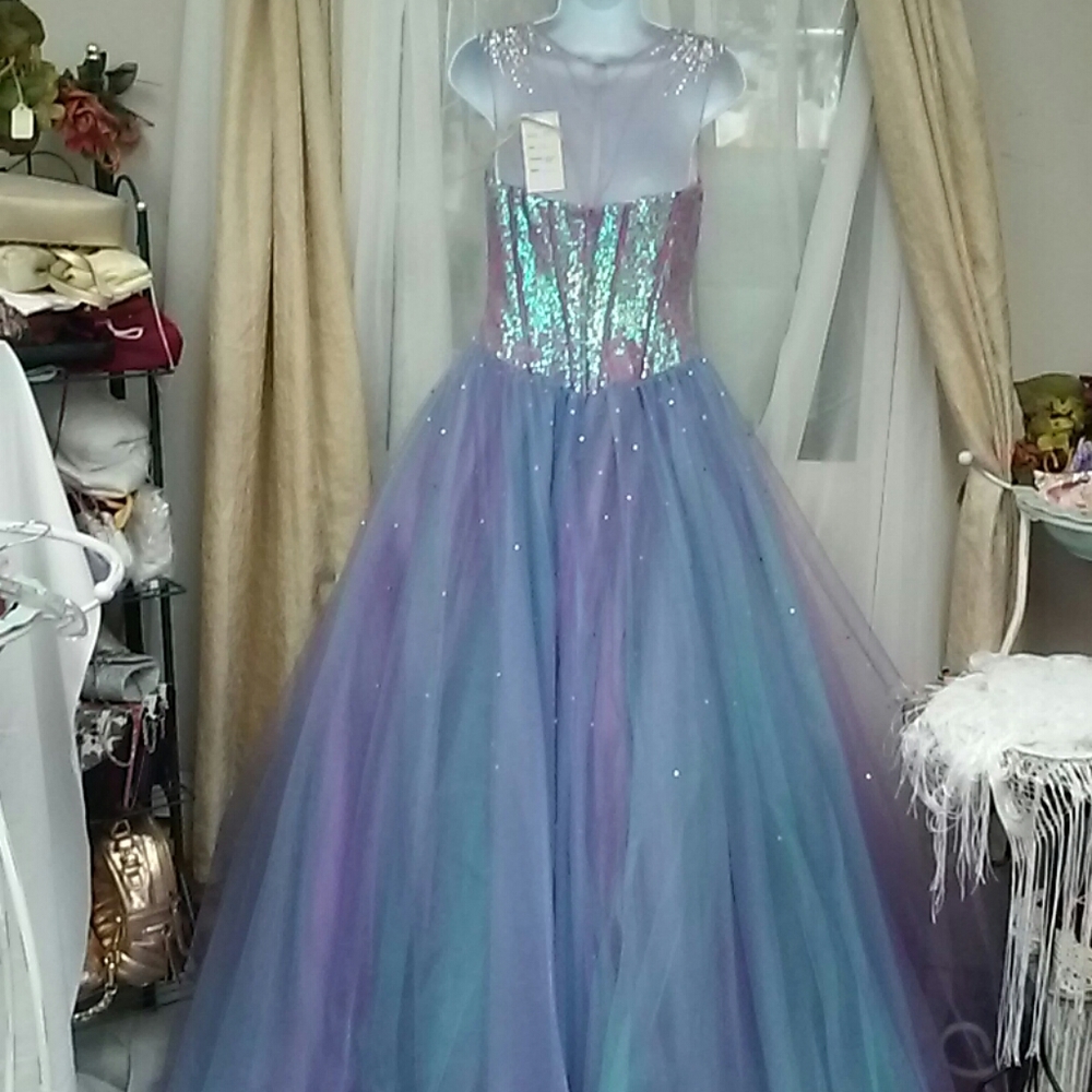Prom dress